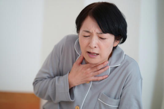 내 몸에 이런 증상들 나타나면 심근경색 직전입니다, 절대 무시하지 마세요