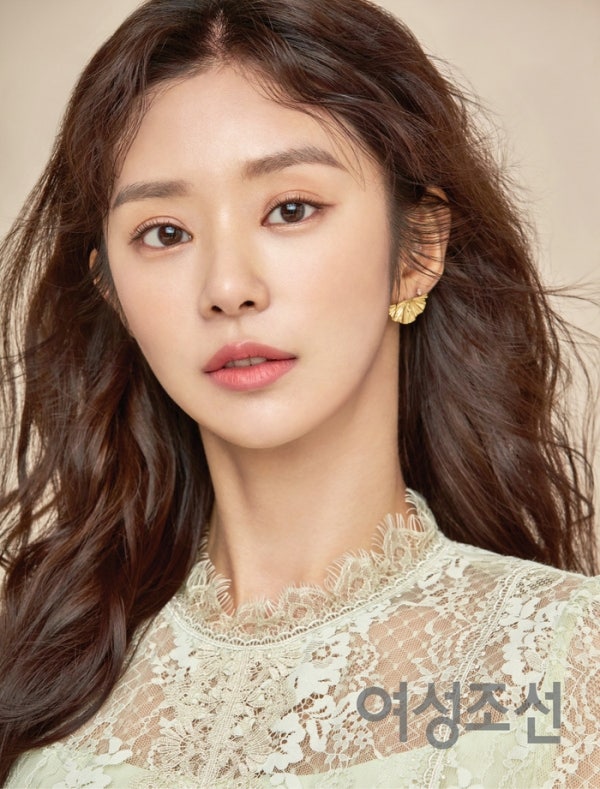 "레인보우 데뷔 무산" 배우 이주빈 프로필 나이 키 고향 학력 결혼 이상형 김민석 열애 가족 ....