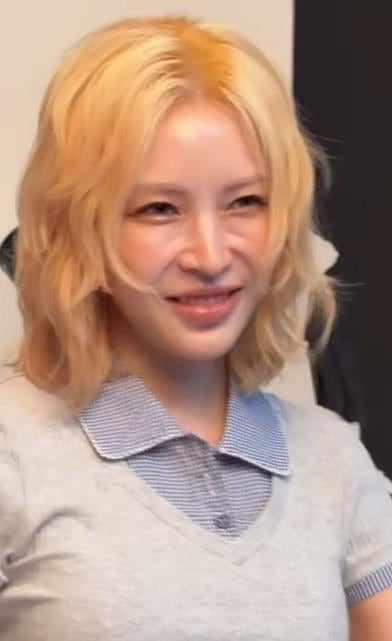 보아, SM 떠나 금발 변신 "연진아 나 되게 신나" 갸루 언니 파격 비주얼