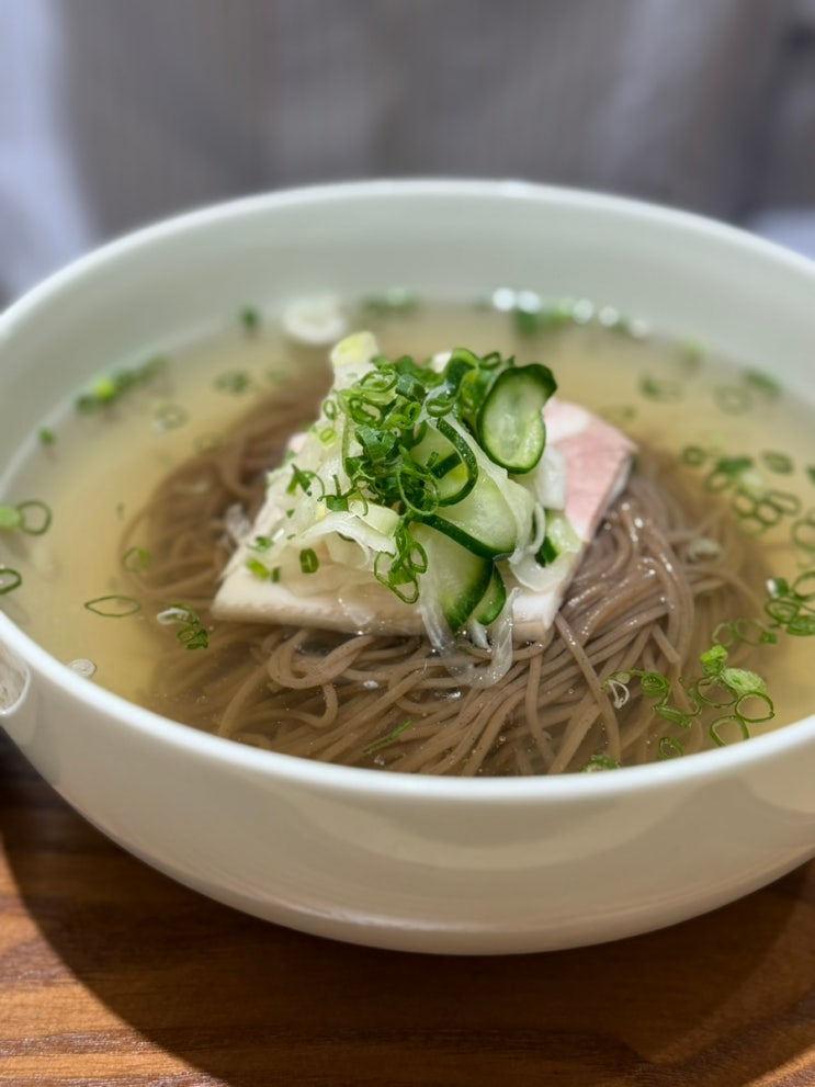  정자역 맛집 돼지공탕 하우 : 담백한 국물에 고추지 양념이 킥, 돼지곰탕 맛집 솔직후기