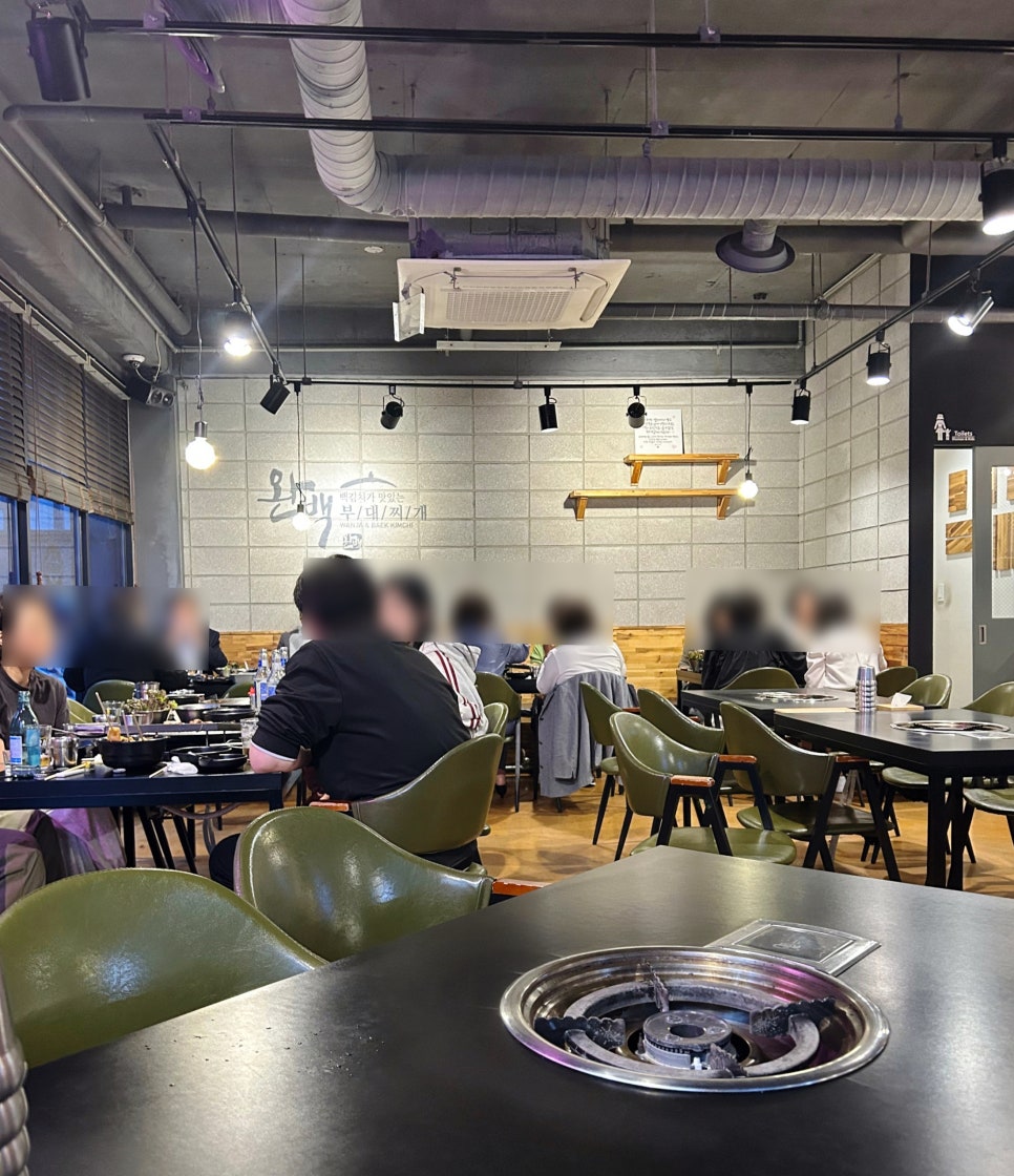 완백부대찌개삼겹살 운정점 사진 2