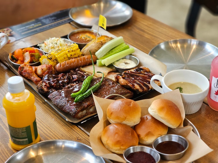   가평 여행 1일차 | 친구 부부들과 함께한 가평 1박2일 — 크래머리 BBQ에 산듸골 두부전골까지!