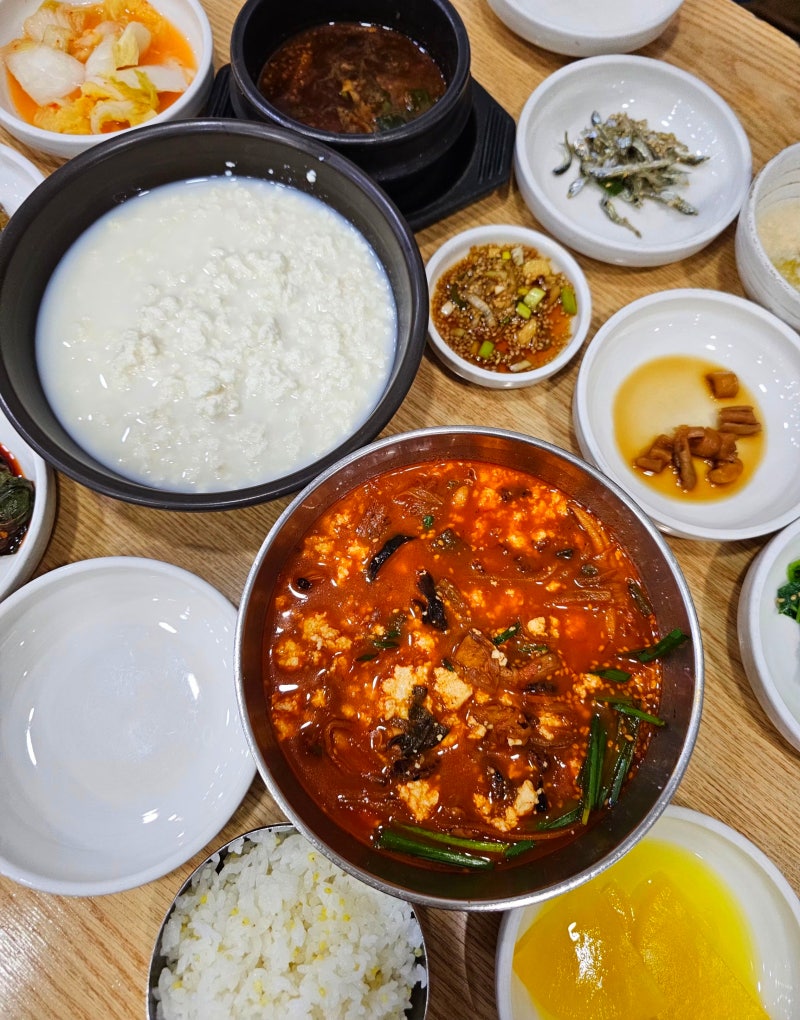 강릉 현지인 맛집 초당순두부마을 짬뽕순두부 원조 동화가든 본점 웨이팅 예약 메뉴 팁