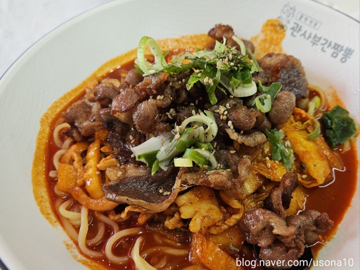  [수원 팔달구] 관사부간짬뽕 인계점 _ 해물 감칠맛에 바짝 구운 항정살과 우삼겹 토핑까지! | 수원짬뽕