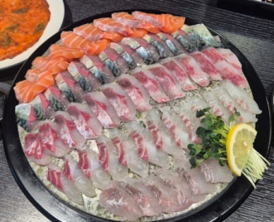 부산 명지동 맛집 푸른등: 대박 싱싱한 명지횟집 내돈내산 같은 솔직 방문 후기