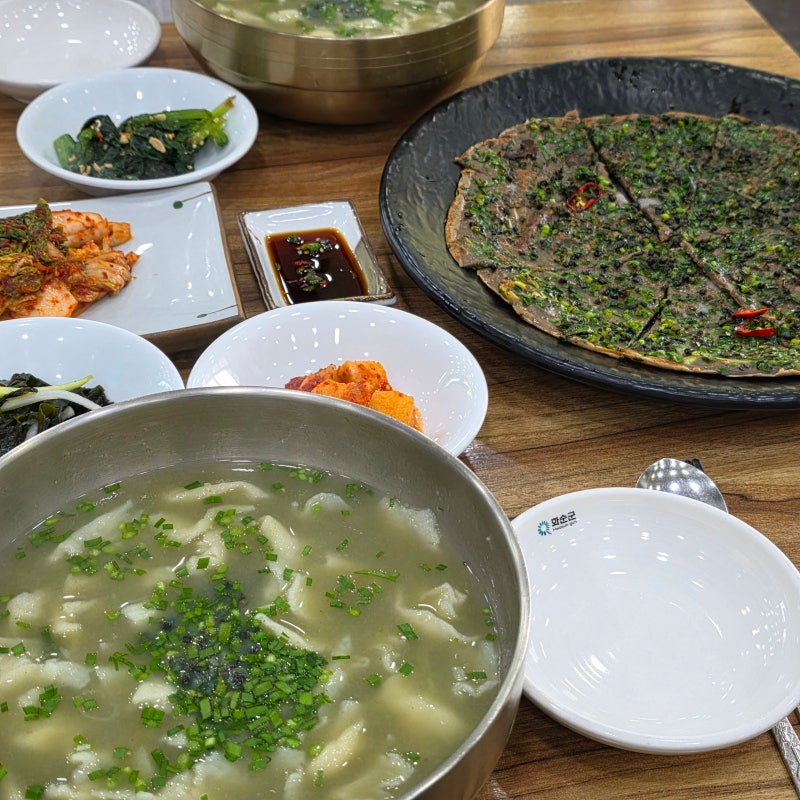 화순 맛집 사평다슬기수제비, 쫄깃한 손수제비에 다슬기메밀전까지 별미네