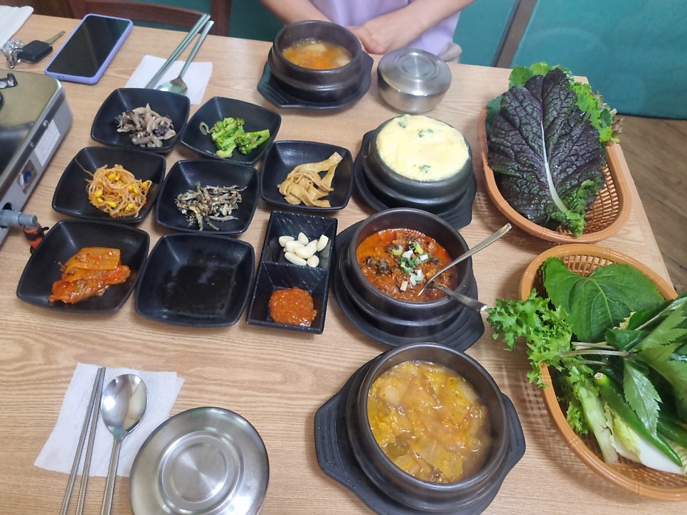 시골생삼겹&우렁쌈밥 사진 5