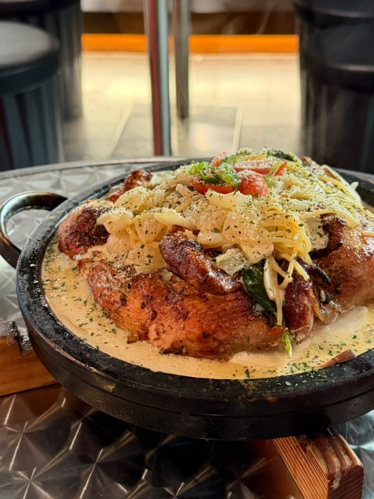  신당 야장추천 계화 : 누룽지버섯크림통닭, 축구 보면서 먹는 이색 맛집