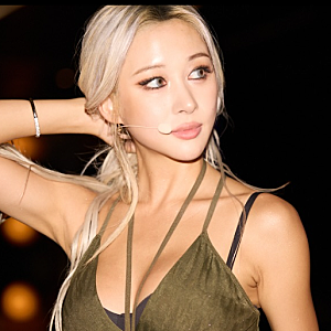 우주소녀 다영, 부모님 이혼 후 13억 빚+고시원 생활 버틴 독기 악바리! 첫 솔로 데뷔 감동의 ....
