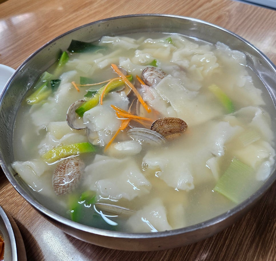 청솔칼국수 사진 3