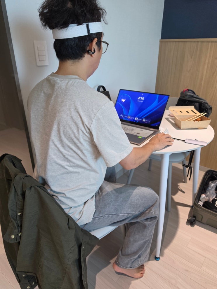  직장인 잠잘오는법 찾다 발견한 아나파 수면밴드 미세전류 기기 활용 불면증 극복 돕는 숙면 아이템