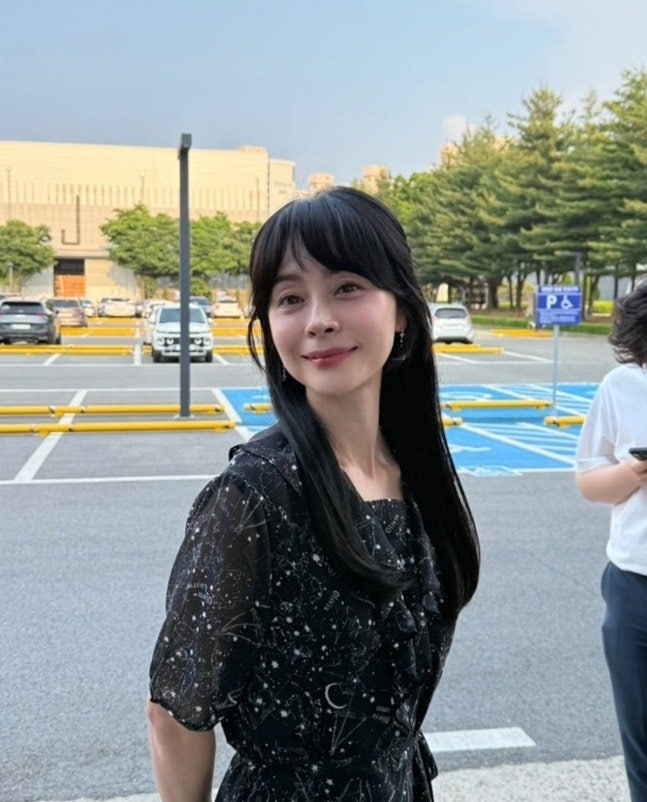 11년 만나고 결국...51세 우희진 청춘스타가 10년 넘게 연애 공백기 가질 수밖에 없었던 진짜 ....