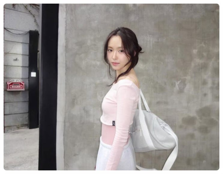 손나은 여름 화보, 청량미 폭발 서머 룩 여름 여신, 드라마 ‘김부장’ 출연 정보