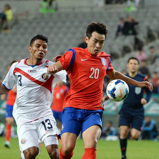  이동국 축구교실 강남점 돌연 공사 중단 파문... 건물주·부지소유주 갈등에 등 터진 사정