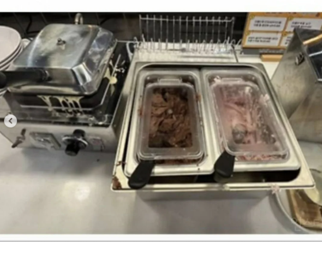  식당에서 와플먹다 싸웠는데 이게 싸울일이야?