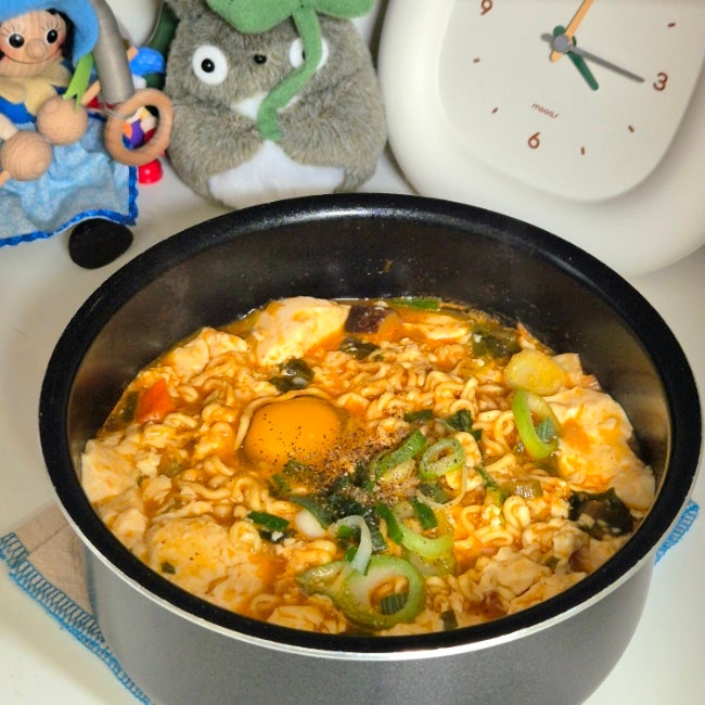 오짬으로 만드는 오징어짬뽕 순두부 라면 레시피