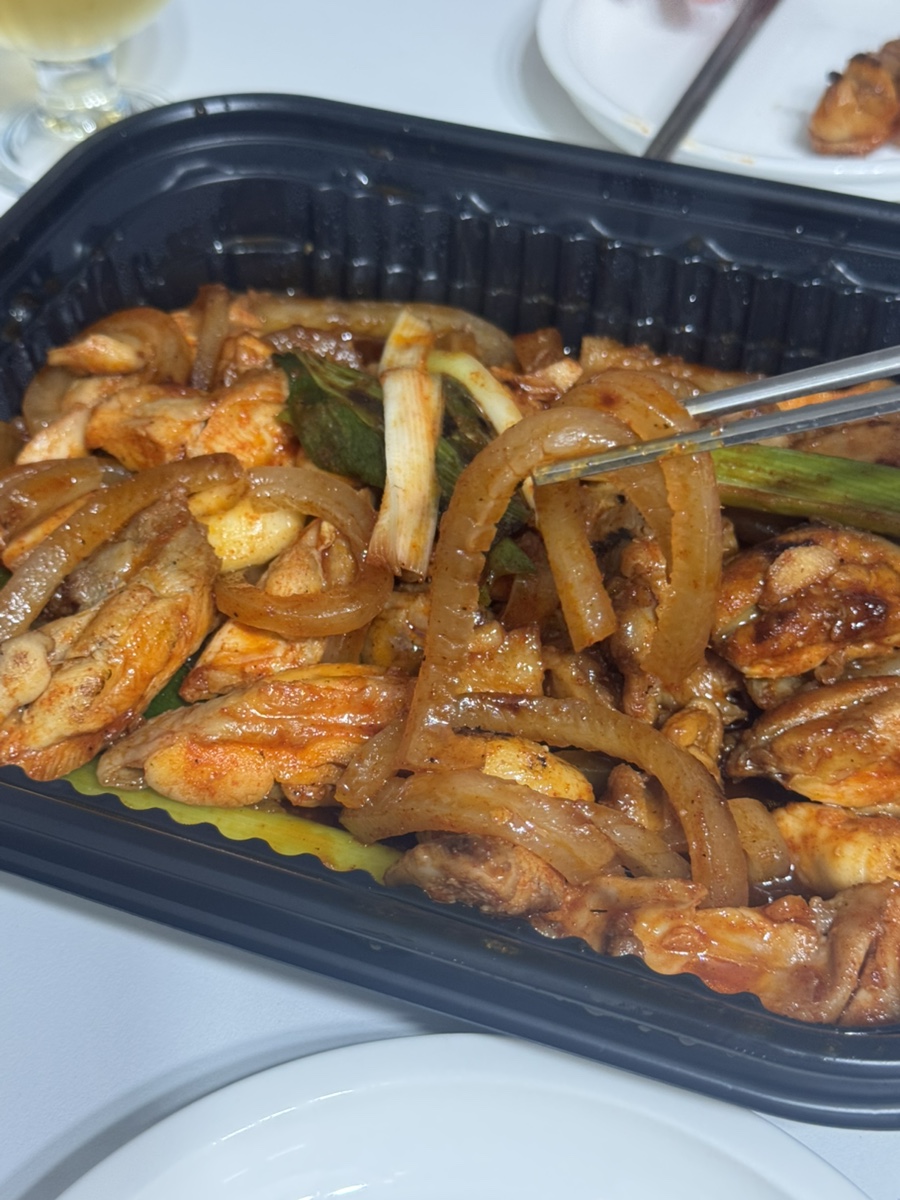 기영이숯불두마리치킨 부천범안점 사진 6