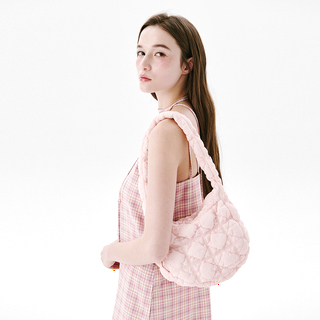  소프트M H71307020 - 가벼운 패딩 호보백 데일리 권장
