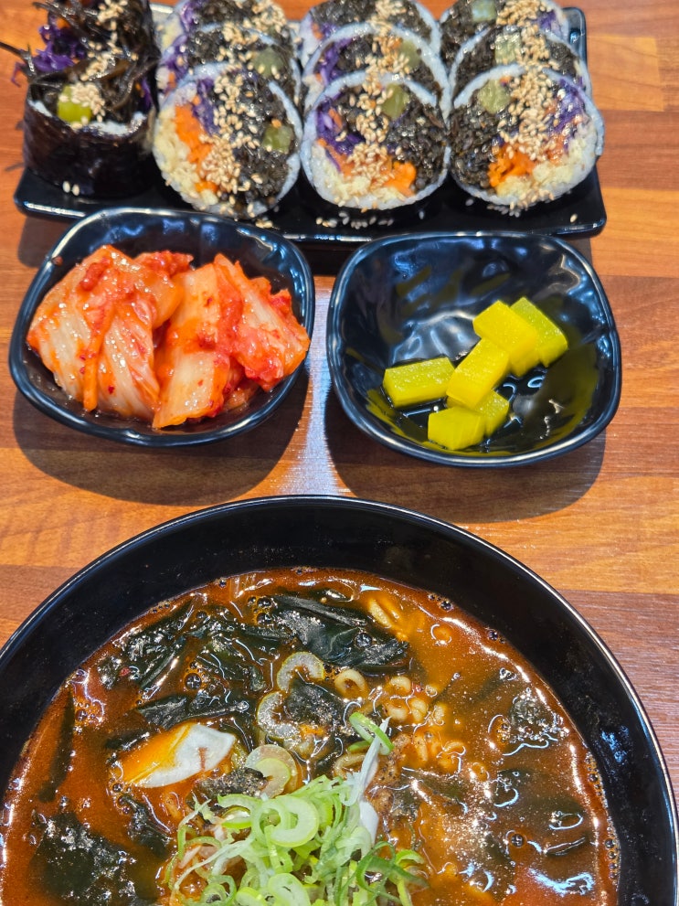  거제 지세포 맛집 쌤김밥 : 11시 방문, 톳김밥 식감이 대박이었어요
