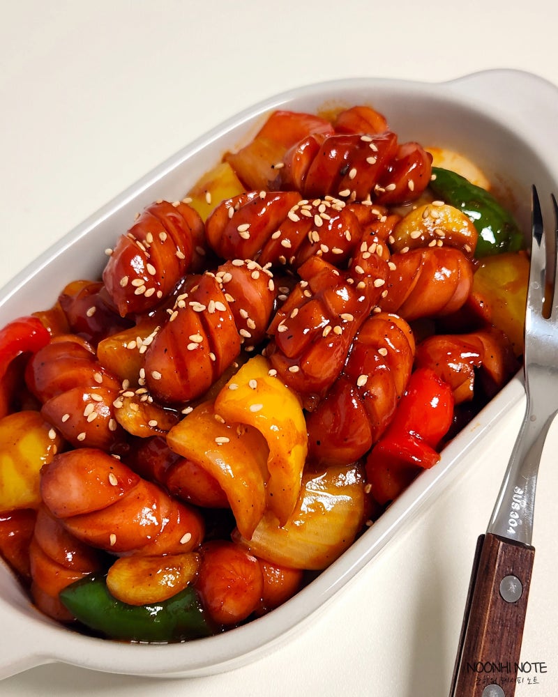 비엔나 소세지야채볶음 쏘야볶음 레시피 케첩 소스 파프리카 요리