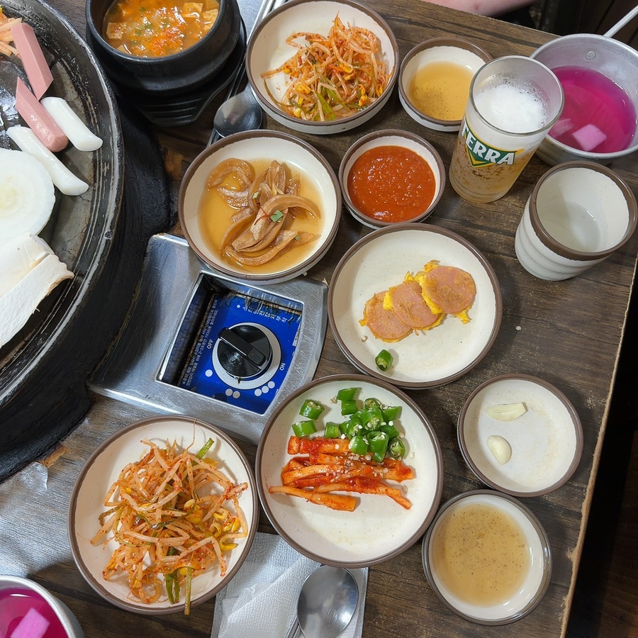 돌쇠솥뚜껑삼겹살 사진 2
