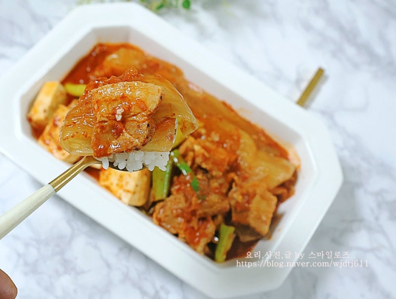 돼지고기 김치찌개 황금레시피 묵은지 김치찌개 끓이는법