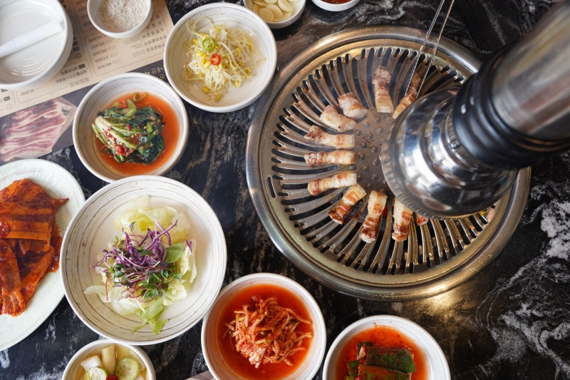 분당 율동공원 맛집 : 숯불구이 오겹살 육즙 가득 홍천화로구이