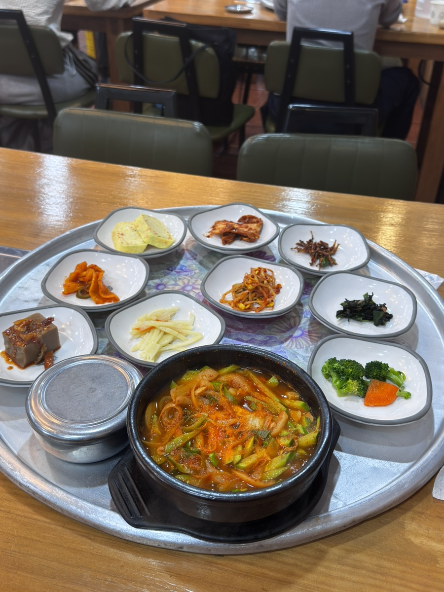 장터국밥 사진 5