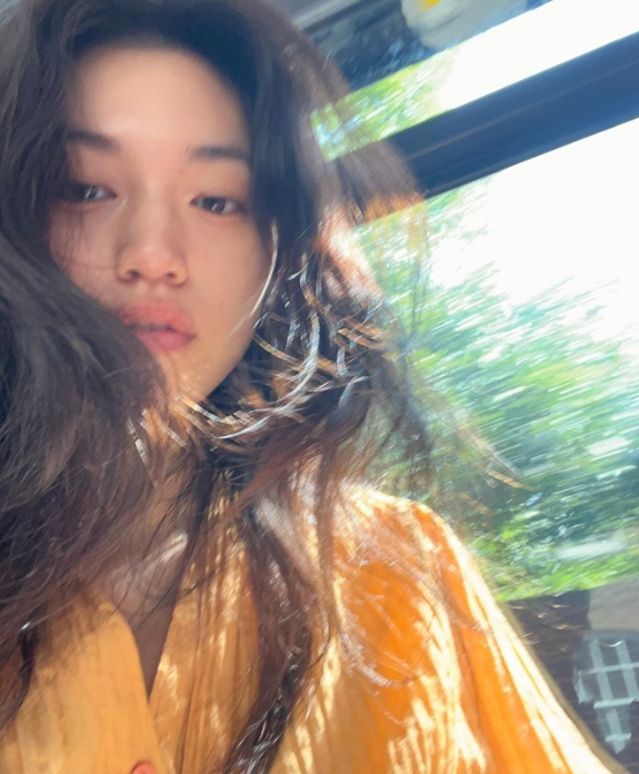 그룹 해체후 안보이더니..칸 데뷔했다는 김도연 근황 jpg