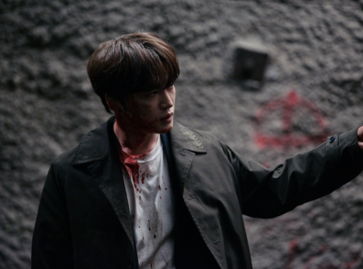 <b>김재중</b>, 일본 폐<b>신사</b>서 무녀 방울 들고 섬뜩한 경고.. "<b>신사</b>... 