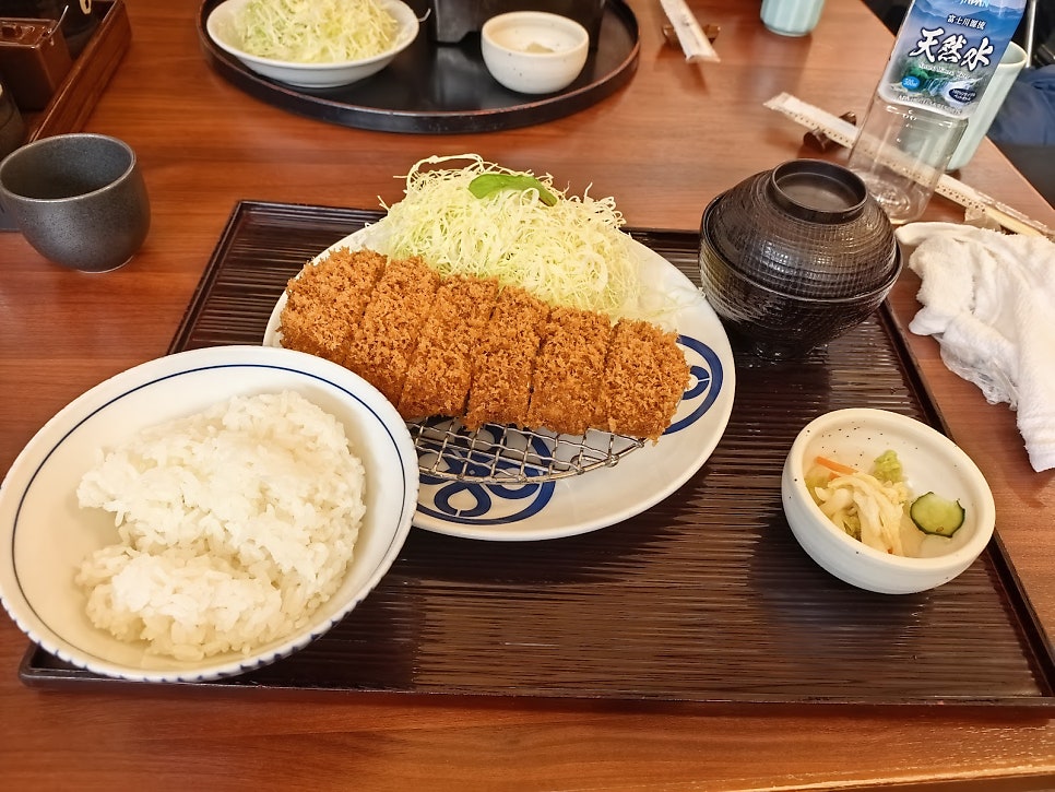 🍽️ [오모테산도 점심 맛집 BEST 3] 마이센 돈가스·AFURI 라멘·스파카 나폴리 부담 X 진짜 명점 (2026)