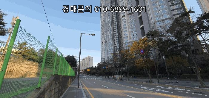  고양시 일산의 랜드마크, 경의중앙선 탄현역과 바로 연결된 초역세권 주상복합 아파트 '일산 두산위브더제니스' 39층 로열층이 경매로 나왔습니다! 시세보다 훨씬 저렴한 가격으로 소유할