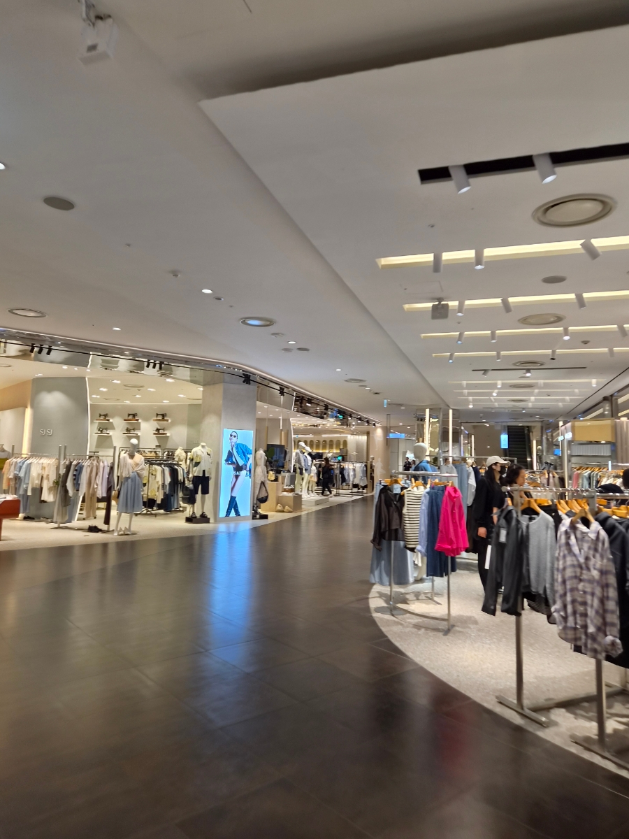 라라코스트 신세계 센텀시티점 사진 4