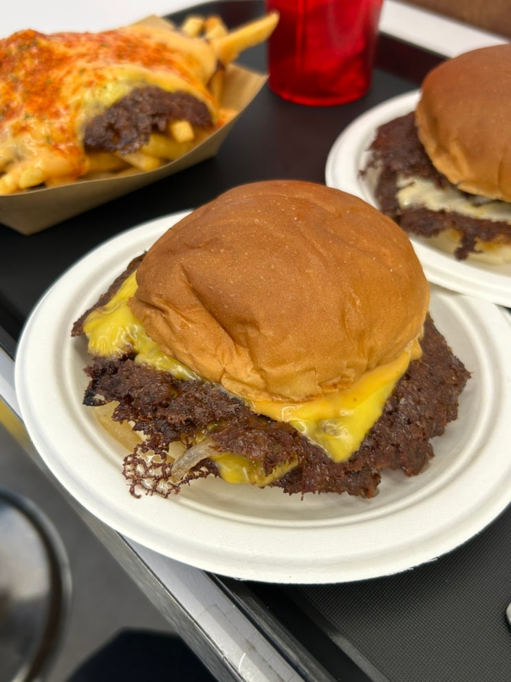  수원 버거맛집 ‘스매쉬드 매스 본점’ 내돈내산 인생버거 후기ㅣ주차 메뉴추천