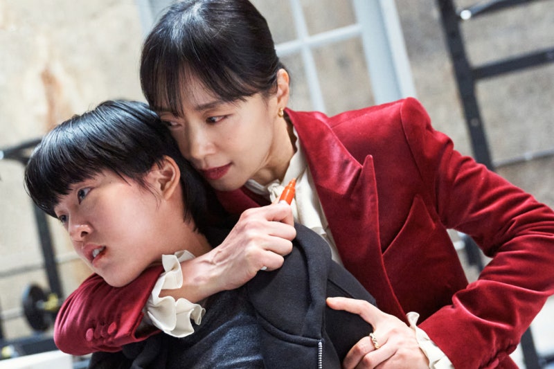 영화 길복순 결말·후기·해석… "눈은 즐거운데 깊이는 음…"