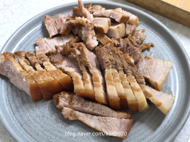 오겹살 수육 삶기 레시피 수육 삶는 시간 돼지고기 수육 맛있게 삶는법