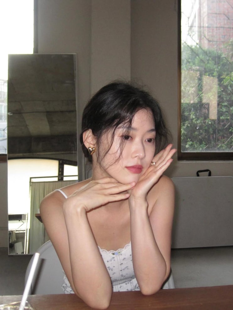  정이서 인스타 여름 코디 추천! 민소매 뷔스티에 탑 여신 짤 대방출