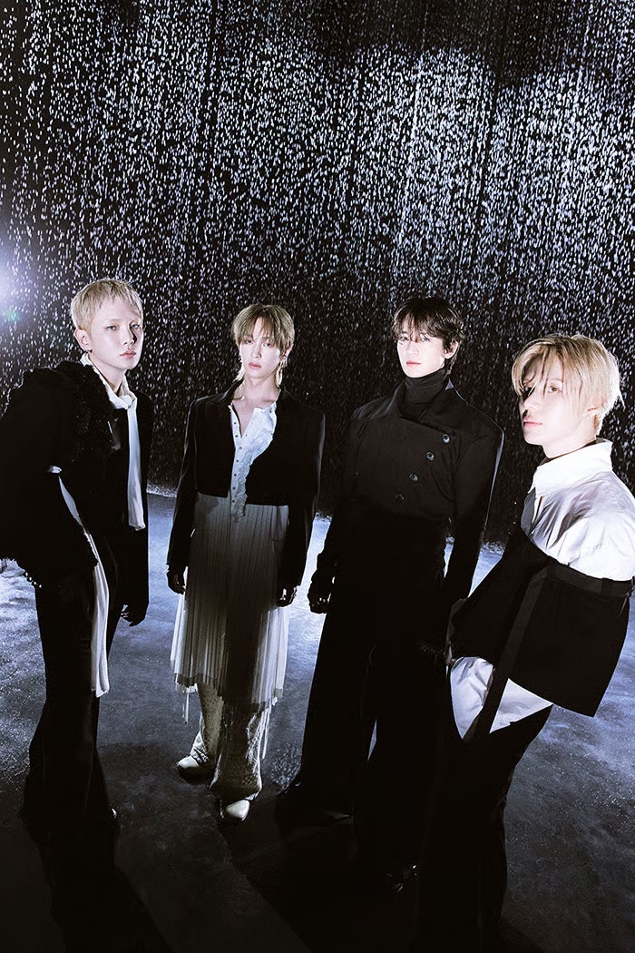 SHINeeキー、復帰。故ジョンヒョンに捧げるメンバーからの高級プレゼント、その一言がどんなお祝いよりも胸に響く