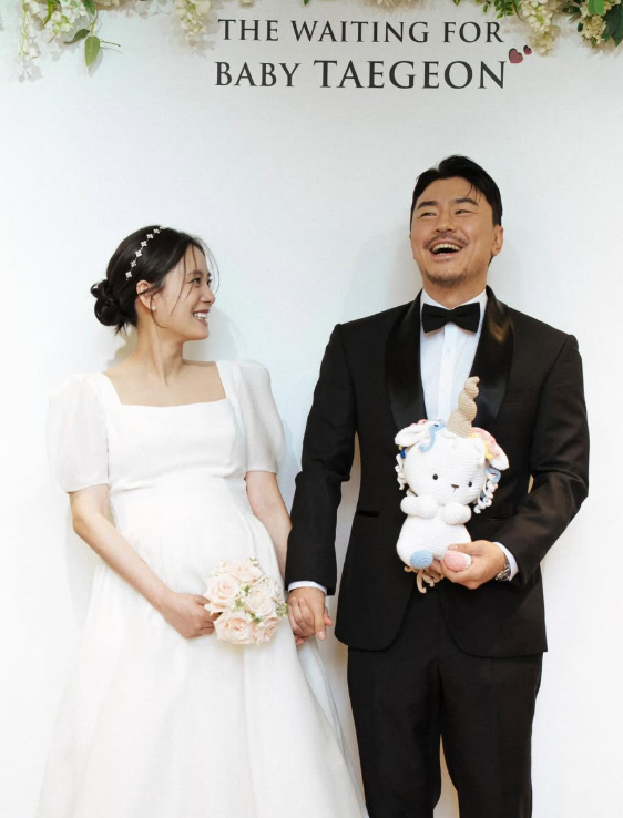 "태어난 김에 건강하게" 이시언♥서지승, 결혼 5년 만에 득남 충격 소식 "아들 태건이 지구별 ....