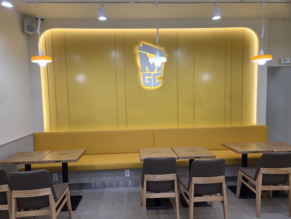 메가MGC커피 목포옥암푸르지오점 사진 6