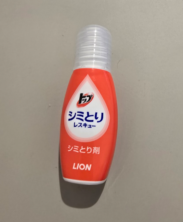 일본 돈키호테 추천템｜라볶이 국물 얼룩에 써본 LION 시미토리 얼룩 제거제 후기