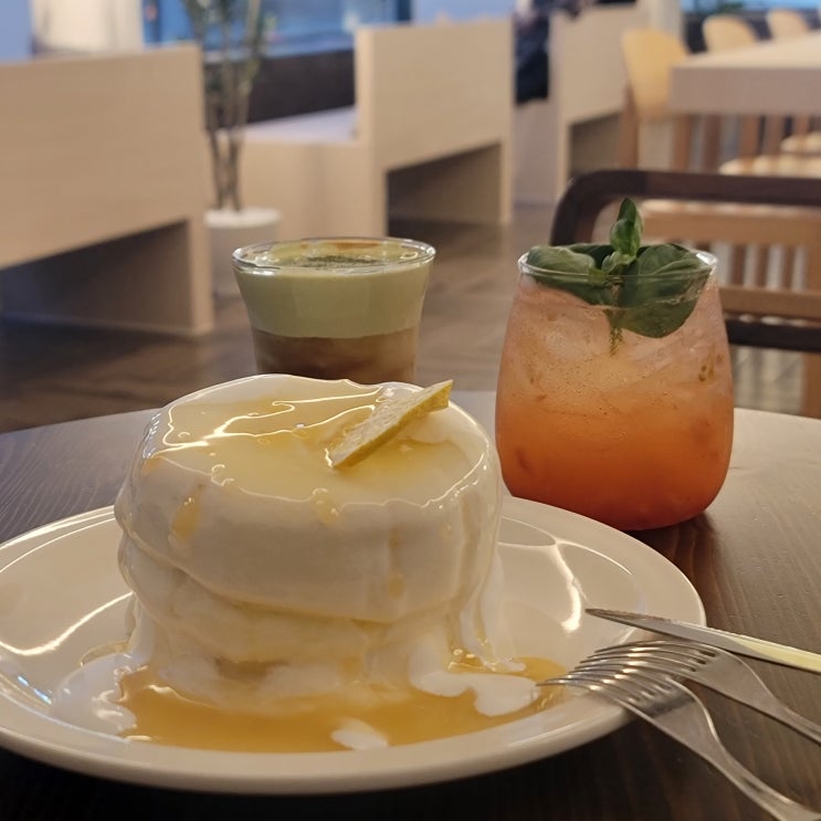  신부동 디저트 카페 안다미로팬케이크 천안 레몬 수플레 맛집