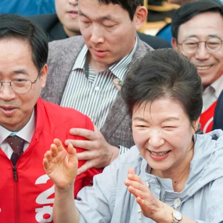박근혜<b>대통령</b> 부.울.경 <b>전통시장</b> 일제히 <b>방문</b>