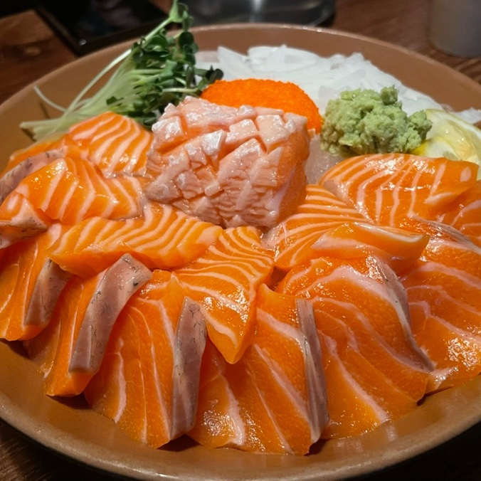  송도 이자카야 우규 송도타임스페이스점 | 새벽연어와 유자꿀육회가 맛있는 타임스페이스 맛집