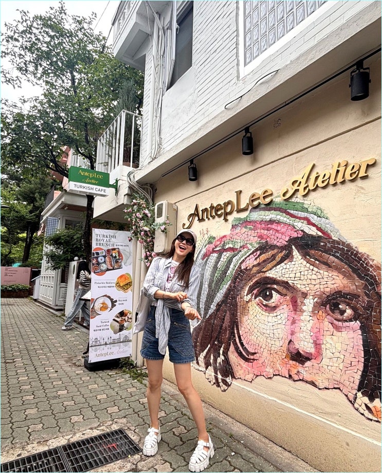 남편 폐업에도 건재한 A급 장영란, 47세 기럭지 다한 쇼츠 코디