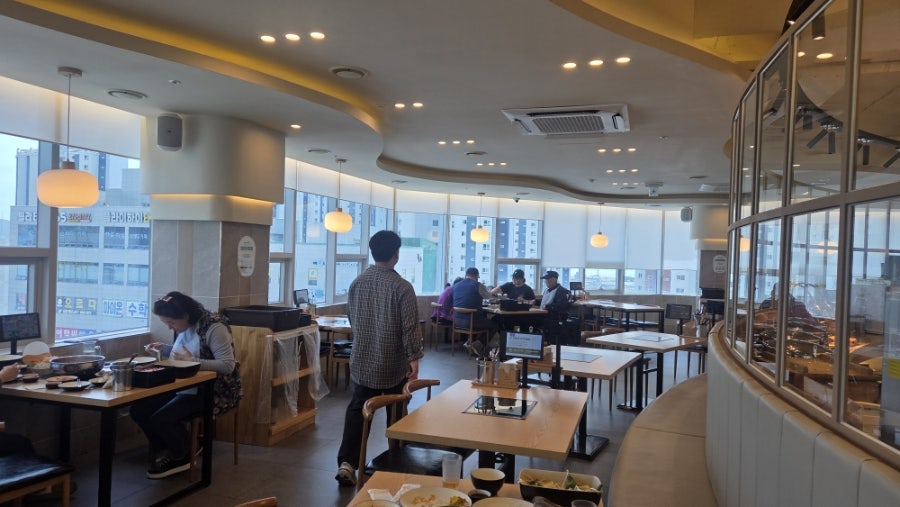 Syabeuraendeu Myeongjijeom photo 5