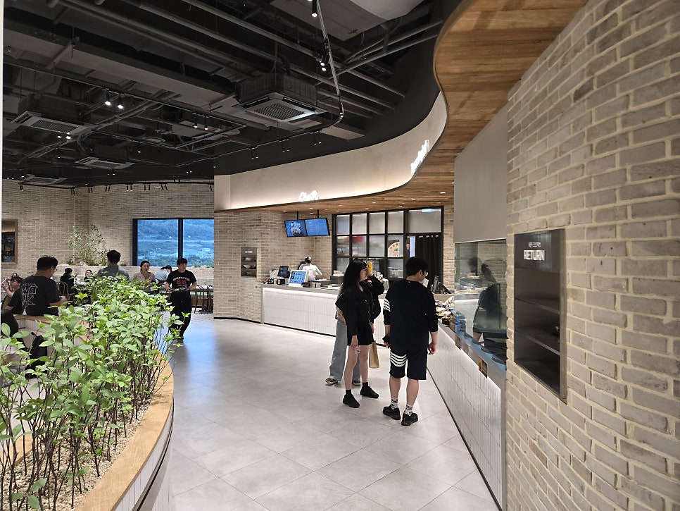 테판프로젝트 롯데프리미엄아울렛김해점 사진 4