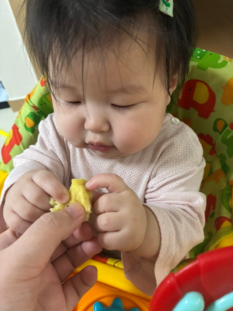 10개월 아기간식 전자렌지 바나나요거트빵 만들기