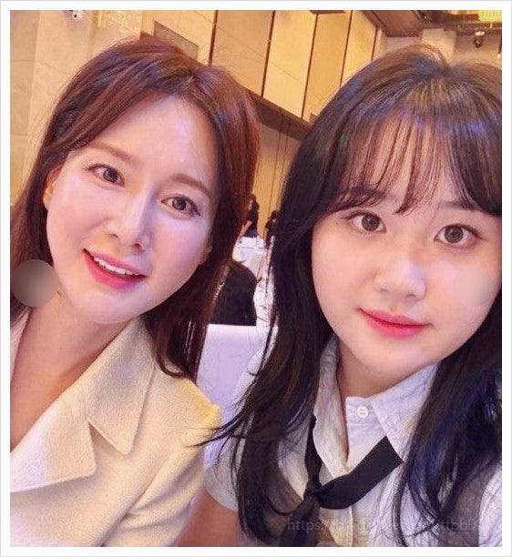  안정환 이혜원 딸 안리원 뉴욕대 졸업 앞두고 젖살 쏙 빠진 역대급 미모 근황