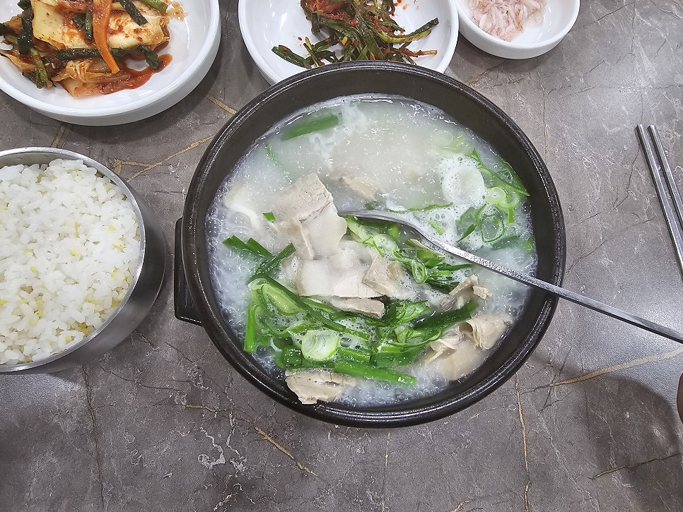 장수돼지국밥 사진 6